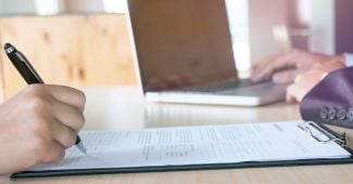10-tips-for-asking-someone-to-be-a-reference-for-a-job-thumb