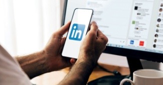 Leveraging LinkedIn Recruiting_ Tips to Attract Top Employers - Inset