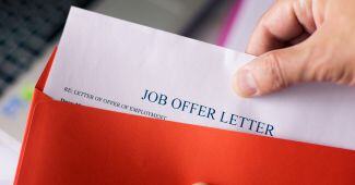 Liberty-Staffing-should-you-take-the-first-job-offer-inset
