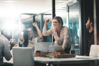 Wondering-How-to-Motivate-Unproductive-Employees-Follow-These-5-Tips---compressor.jpg
