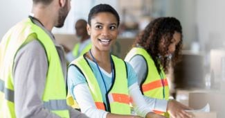 how-to-utilize-a-temporary-staffing-plan-to-get-ahead-of-seasonal-warehouse-changes-thumb